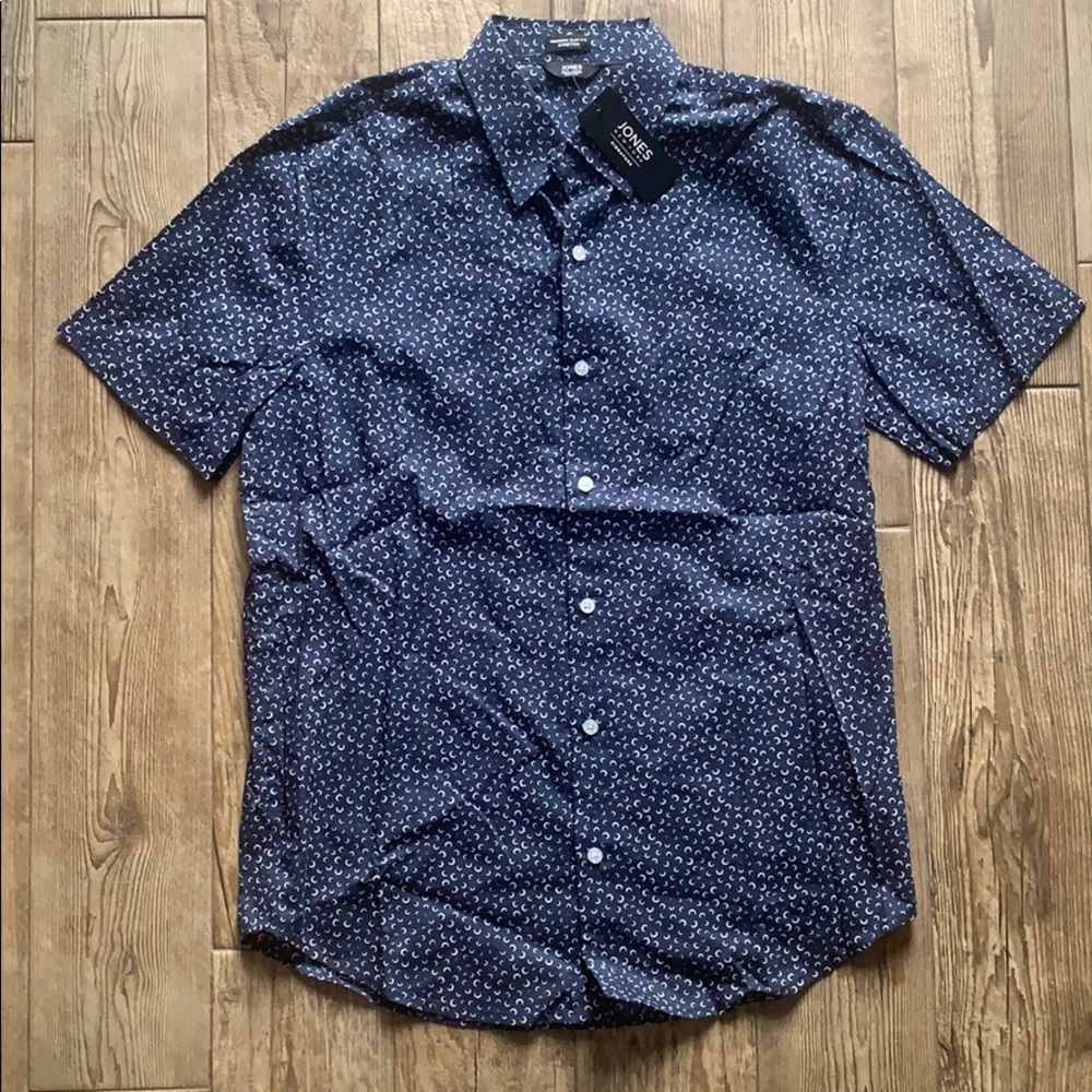 Jones NY crescent print shirt